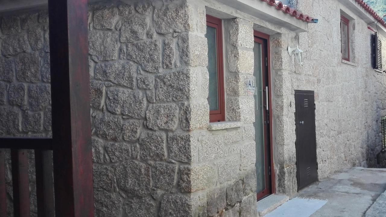 Geres, Mountain'S House - Casa Velha Guest House Cabril  Bagian luar foto